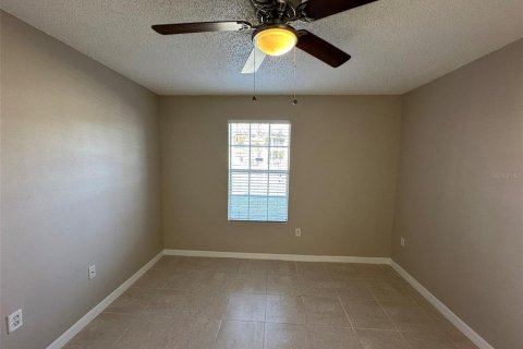 Condo in Brandon, Florida, 2 bedrooms  № 2196820 - photo 23