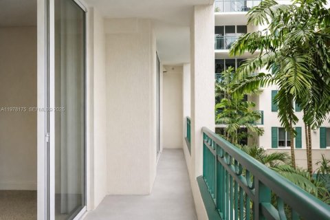 Condo in Plantation, Florida, 1 bedroom  № 2042116 - photo 3