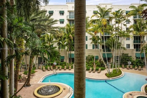 Condo in Plantation, Florida, 1 bedroom  № 2042116 - photo 4