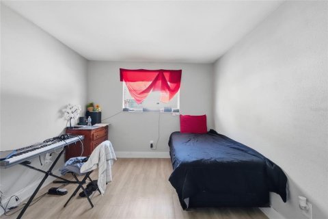 Propiedad comercial en venta en Bradenton, Florida, 6 dormitorios, 185.06 m2 № 2418617 - foto 24