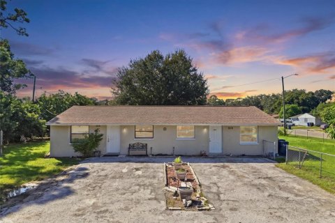 Propiedad comercial en venta en Bradenton, Florida, 6 dormitorios, 185.06 m2 № 2418617 - foto 4