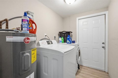 Propiedad comercial en venta en Bradenton, Florida, 6 dormitorios, 185.06 m2 № 2418617 - foto 29