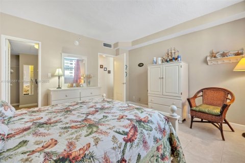 Condominio en venta en Hollywood, Florida, 1 dormitorio, 82.03 m2 № 1889718 - foto 22