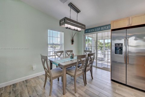 House in Key Largo, Florida 2 bedrooms, 89.19 sq.m. № 1836780 - photo 7