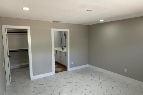 Casa en venta en Stuart, Florida, 3 dormitorios, 162.86 m2 № 2240188 - foto 8