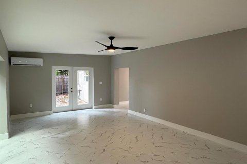 Casa en venta en Stuart, Florida, 3 dormitorios, 162.86 m2 № 2240188 - foto 23