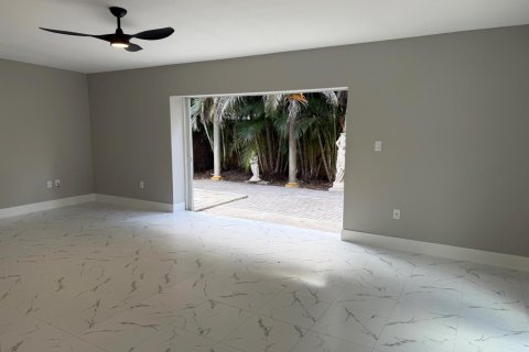 Casa en venta en Stuart, Florida, 3 dormitorios, 162.86 m2 № 2240188 - foto 22
