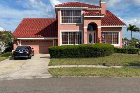 House in Apollo Beach, Florida 3 bedrooms, 242.47 sq.m. № 2149491
