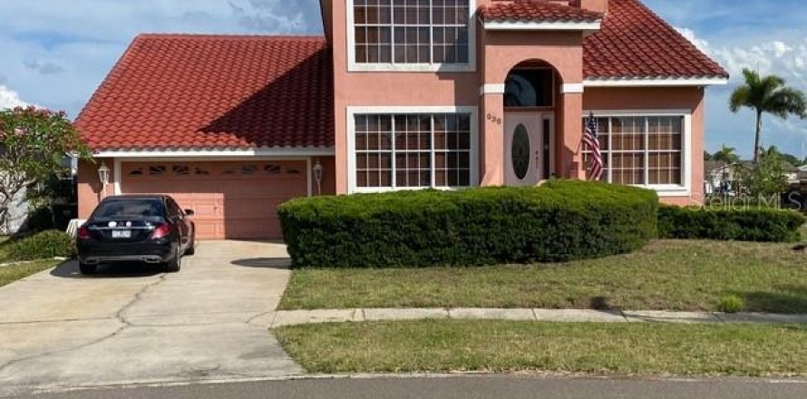 House in Apollo Beach, Florida 3 bedrooms, 242.47 sq.m. № 2149491