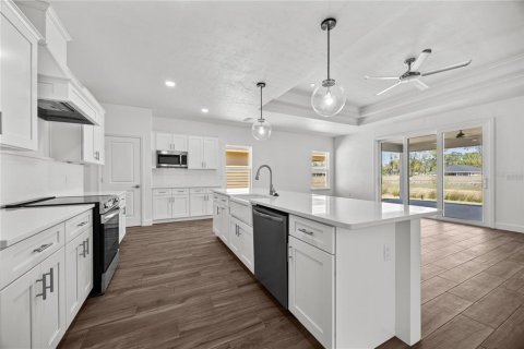 House in Gainesville, Florida 4 bedrooms, 167.22 sq.m. № 2120666 - photo 15