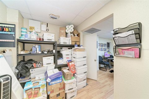 Propiedad comercial en venta en Bradenton, Florida, 191.38 m2 № 2166584 - foto 20