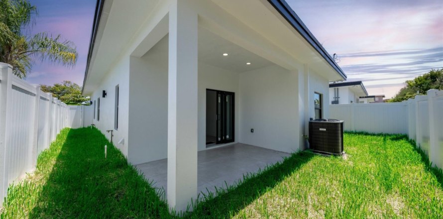 Villa ou maison à Boynton Beach, Floride 3 chambres, 148.64 m2 № 1225639
