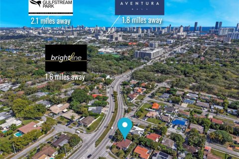 House in North Miami Beach, Florida 3 bedrooms, 93.46 sq.m. № 1865634 - photo 10