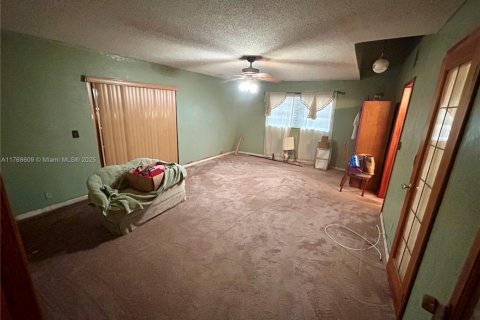 Casa en venta en Hollywood, Florida, 2 dormitorios, 156.82 m2 № 1934891 - foto 7