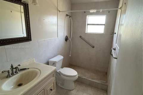 Casa en venta en Hollywood, Florida, 2 dormitorios, 156.82 m2 № 1934891 - foto 10