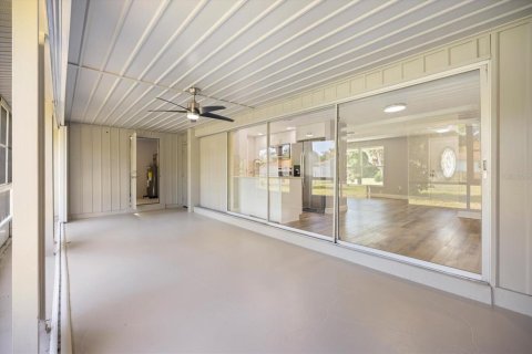 House in Port Charlotte, Florida 2 bedrooms, 86.49 sq.m. № 2098186 - photo 20