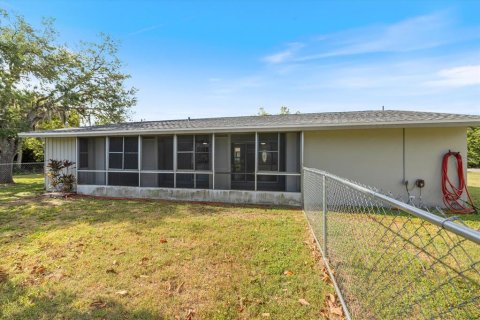 House in Port Charlotte, Florida 2 bedrooms, 86.49 sq.m. № 2098186 - photo 26