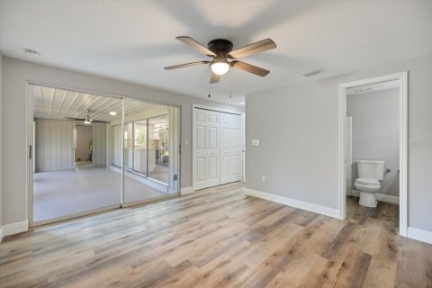 House in Port Charlotte, Florida 2 bedrooms, 86.49 sq.m. № 2098186 - photo 11