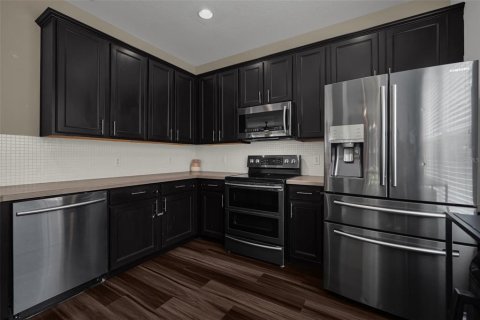 Condominio en venta en Kissimmee, Florida, 3 dormitorios, 159.42 m2 № 2215929 - foto 10