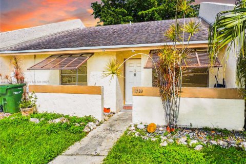 Townhouse in Homestead, Florida 2 bedrooms, 104.05 sq.m. № 1943575 - photo 2