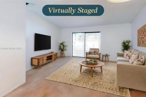 Townhouse in Homestead, Florida 2 bedrooms, 104.05 sq.m. № 1943575 - photo 5