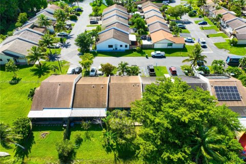 Townhouse in Homestead, Florida 2 bedrooms, 104.05 sq.m. № 1943575 - photo 28