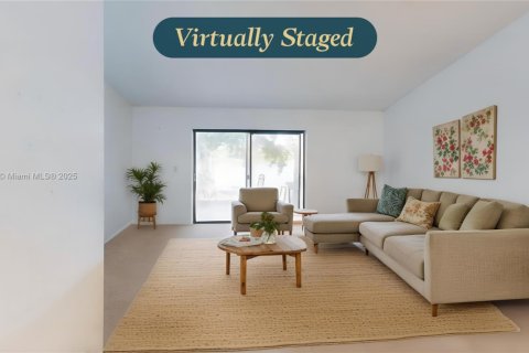 Townhouse in Homestead, Florida 2 bedrooms, 104.05 sq.m. № 1943575 - photo 7