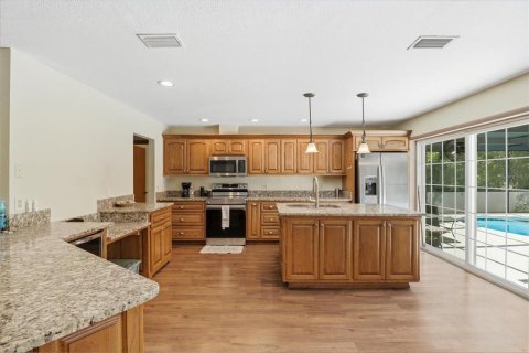 Villa ou maison à vendre à Homosassa, Floride: 3 chambres, 147.44 m2 № 2150188 - photo 13