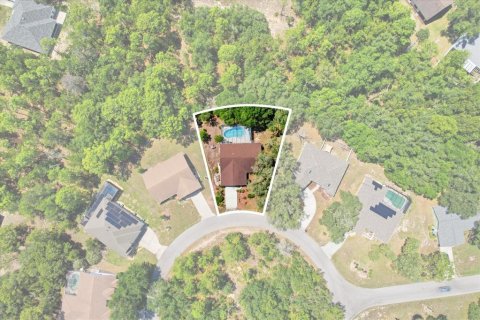 Villa ou maison à vendre à Homosassa, Floride: 3 chambres, 147.44 m2 № 2150188 - photo 2