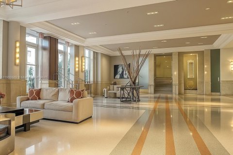 Снять в аренду кондоминиум в Майами-Бич, Флорида 1 спальня, 51.65м2, № 1965009 - фото 2