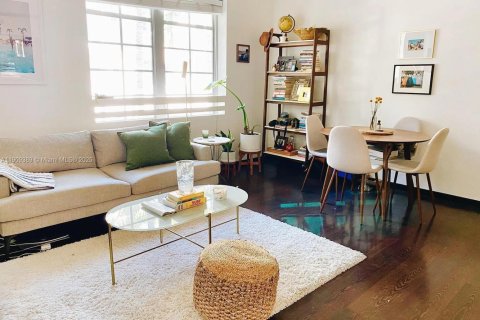 Снять в аренду кондоминиум в Майами-Бич, Флорида 1 спальня, 51.65м2, № 1965009 - фото 5