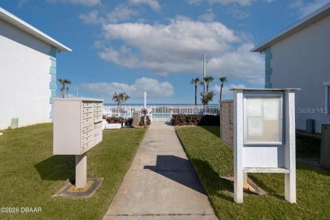 Touwnhouse à vendre à Ormond Beach, Floride: 2 chambres, 91.04 m2 № 2099054 - photo 24