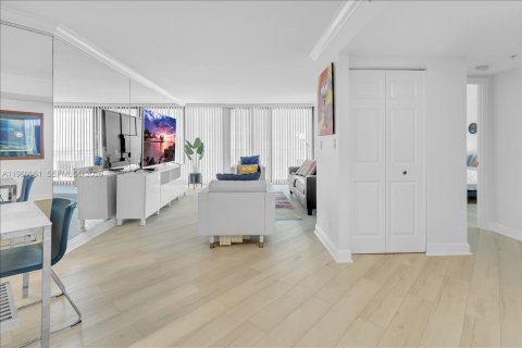 Купить кондоминиум в Ривьера-Бич, Флорида 1 спальня, 84.82м2, № 2024463 - фото 12