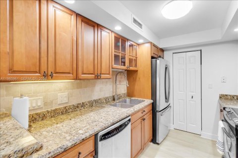 Купить кондоминиум в Ривьера-Бич, Флорида 1 спальня, 84.82м2, № 2024463 - фото 3