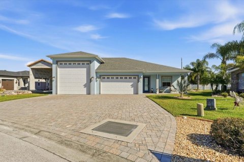 House in Polk City, Florida 2 bedrooms, 166.67 sq.m. № 2093701 - photo 3