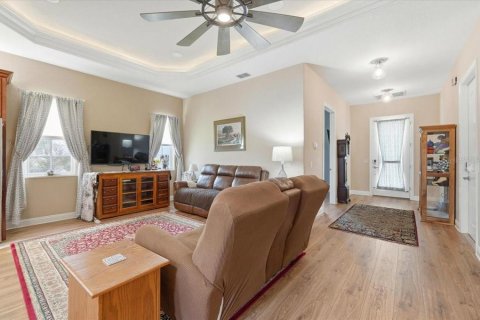 House in Polk City, Florida 2 bedrooms, 166.67 sq.m. № 2093701 - photo 12