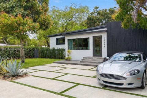 Купить виллу или дом в Норт-Майами, Флорида 4 спальни, 153.29м2, № 2050923 - фото 4