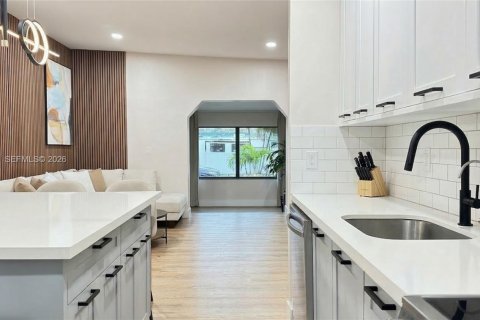 Купить виллу или дом в Норт-Майами, Флорида 4 спальни, 153.29м2, № 2050923 - фото 10