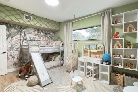 Купить виллу или дом в Норт-Майами, Флорида 4 спальни, 153.29м2, № 2050923 - фото 25