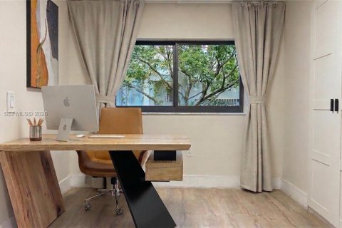 Купить виллу или дом в Норт-Майами, Флорида 4 спальни, 153.29м2, № 2050923 - фото 30