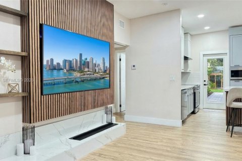 Купить виллу или дом в Норт-Майами, Флорида 4 спальни, 153.29м2, № 2050923 - фото 12