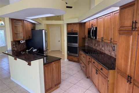 Villa ou maison à louer à Port Charlotte, Floride: 3 chambres, 228.26 m2 № 2419839 - photo 11
