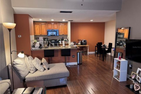 Condominio en venta en Tampa, Florida, 3 dormitorios, 118.36 m2 № 1619227 - foto 6