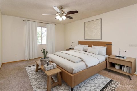House in Orlando, Florida 4 bedrooms, 192.12 sq.m. № 2203818 - photo 14