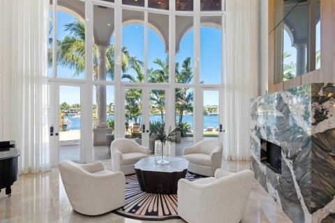 House in Pompano Beach, Florida 6 bedrooms, 975.94 sq.m. № 2185746 - photo 10