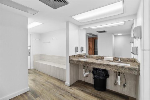 Condo in Clearwater, Florida, 2 bedrooms  № 1880538 - photo 26