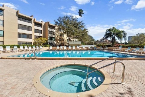 Condo in Clearwater, Florida, 2 bedrooms  № 1880538 - photo 23