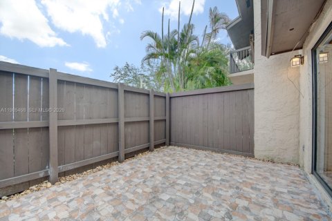 Touwnhouse à louer à Pembroke Pines, Floride: 3 chambres, 151.24 m2 № 2048025 - photo 20