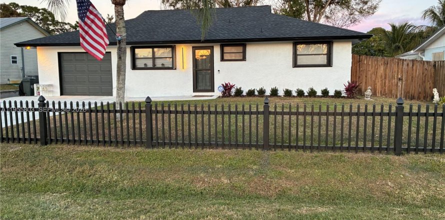 Casa en Stuart, Florida 2 dormitorios, 103.68 m2 № 2009894