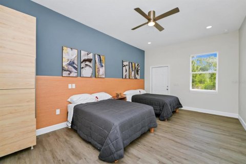 Casa en alquiler en Orlando, Florida, 6 dormitorios, 334.45 m2 № 1893610 - foto 15